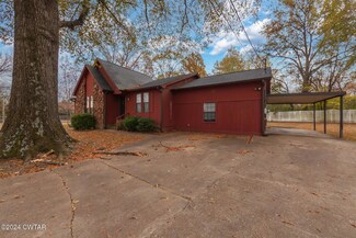 8 Elmfield Cove, Jackson, TN 38305