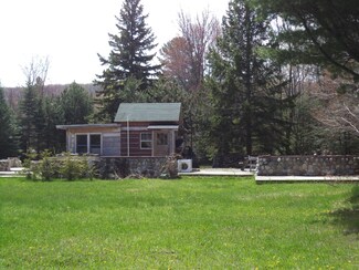 15338 W Lakeshore Dr, Brimley, MI 49715