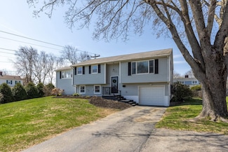 35 Ruby Rd, Portsmouth, NH 03801