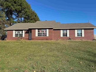 2097 Arkansas 21, Clarksville, AR 72830