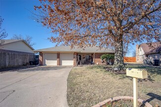 1209 Glenwood Dr, Moore, OK 73160