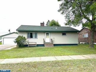 35 Dogwood Blvd, Babbitt, MN 55706