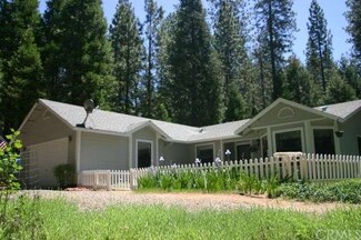 7060 Snyder Ridge Rd, Mariposa, CA 95338
