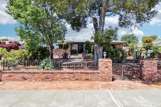 635 E 5th St, Benicia, CA 94510