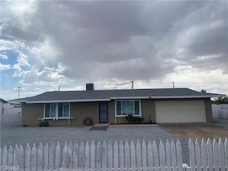 14726 Osage Rd, Apple Valley, CA 92307