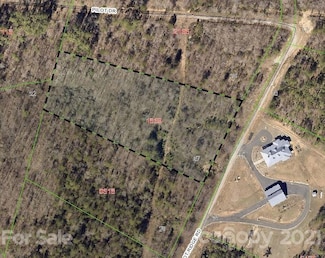 481 Pilot Ridge Rd Unit 27, Nebo, NC 28761