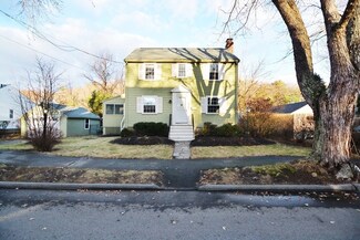12 Fell St, Wakefield, MA 01880