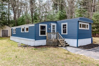56 Park Ln, Coventry, RI 02816