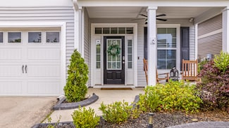 209 Palmetto Walk Dr, Summerville, SC 29483