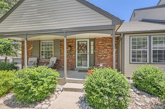 6792 E Briarwood Dr, Centennial, CO 80112