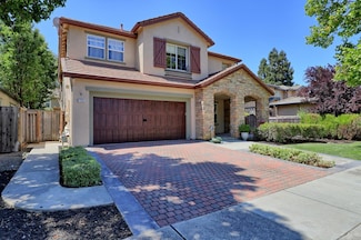 1250 Sunrise Dr, Gilroy, CA 95020