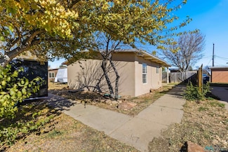 2414 Cholla St, Las Vegas, NM 87701