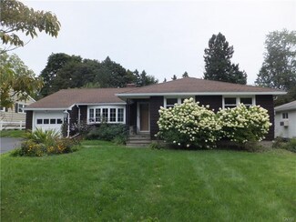 143 Manor Dr, de Witt, NY 13214