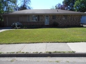 1919 Brownfield Rd, Rockford, IL 61108