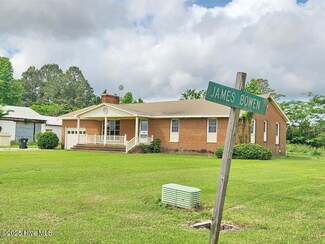 1420 Tyner Rd, Williamston, NC 27892