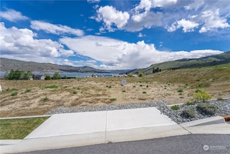 115 Loretta Ln, Chelan, WA 98816