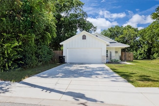 506 Park St, Cleburne, TX 76031
