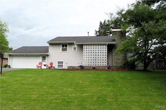 1 Buccaneer Bend, Baldwinsville, NY 13027