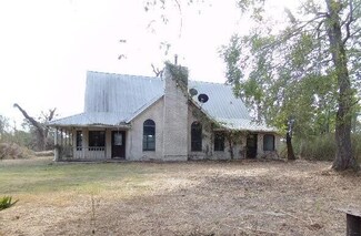 23981 Pope Rd, Hempstead, TX 77445