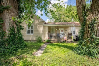 514 S 6th St, Belleville, IL 62220