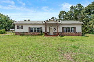 17 Hammett Rd, Petal, MS 39465