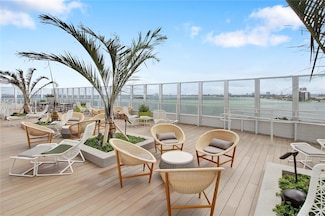 1756 N Bayshore Dr Unit 33E, Miami, FL 33132