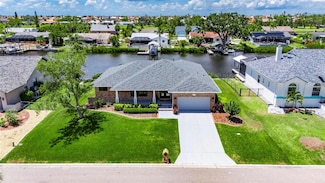 829 Golf Island Dr, Apollo Beach, FL 33572