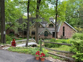 5693 Kernsville Rd, Orefield, PA 18069