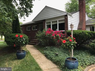 610 Devon Rd, Moorestown, NJ 08057