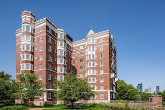 20 Chapel St Unit A410, Brookline, MA 02446