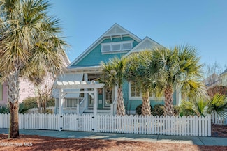 1233 Searay Ln, Carolina Beach, NC 28428