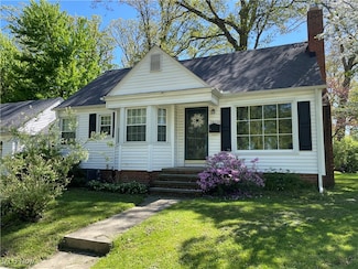 28036 W Oakland Rd, Bay Village, OH 44140