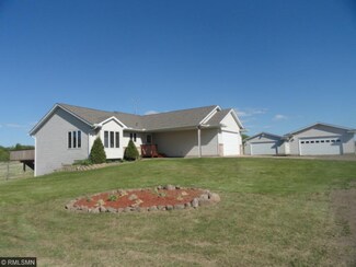 57265 Emerald Ave, Pine City, MN 55063
