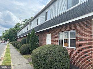 156 Warwick Rd N Unit F, Lawnside, NJ 08045