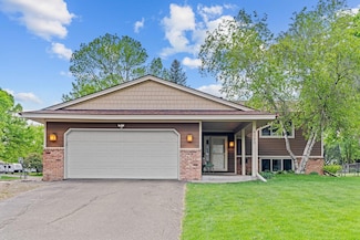 4045 Glacier Ln N, Plymouth, MN 55446
