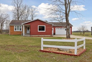 201 Center St, Edmore, MI 48829