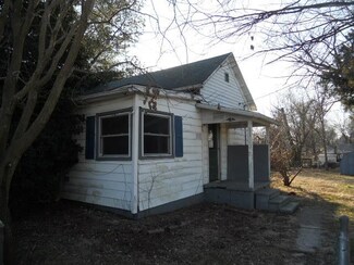 312 S Lincoln Ave, Rockport, IN 47635