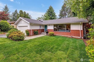9724 Mercerwood Dr, Mercer Island, WA 98040