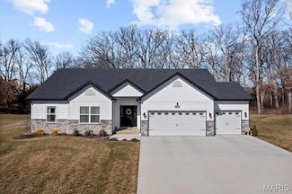 112 Providence Ridge Ct, Wentzville, MO 63385