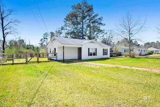 234 Nichols Rd, Mc Intosh, AL 36553