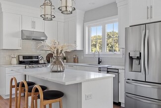 69 Palmetto Dr Unit 69, Bellingham, MA 02019
