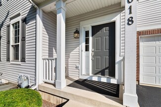 2618 Lorraine Cir, Geneva, IL 60134