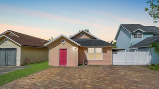 2486 Townsquare Dr, Jacksonville, FL 32216