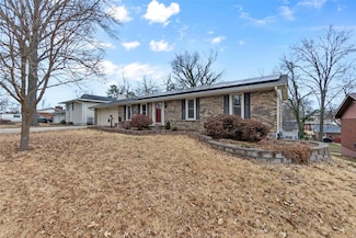 2034 Woodland Hills Dr, Cape Girardeau, MO 63701