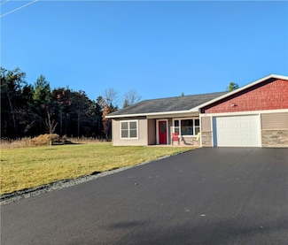 405 N Russell St, Grantsburg, WI 54840