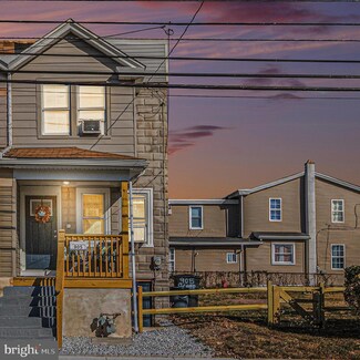 905 Green St, Marcus Hook, PA 19061