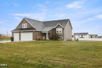 13657 Mulberry Loop, Williston, ND 58801