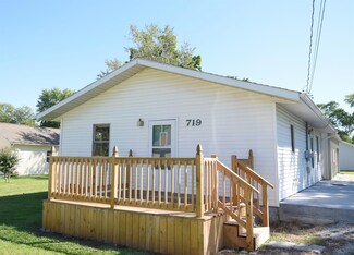 719 N Madison St, Rensselaer, IN 47978