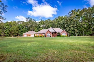 1560 Lawson Oaks Dr, Little Rock, AR 72210