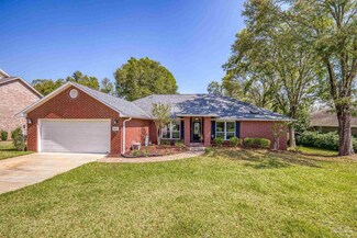 3012 Liana Ln, Pensacola, FL 32505